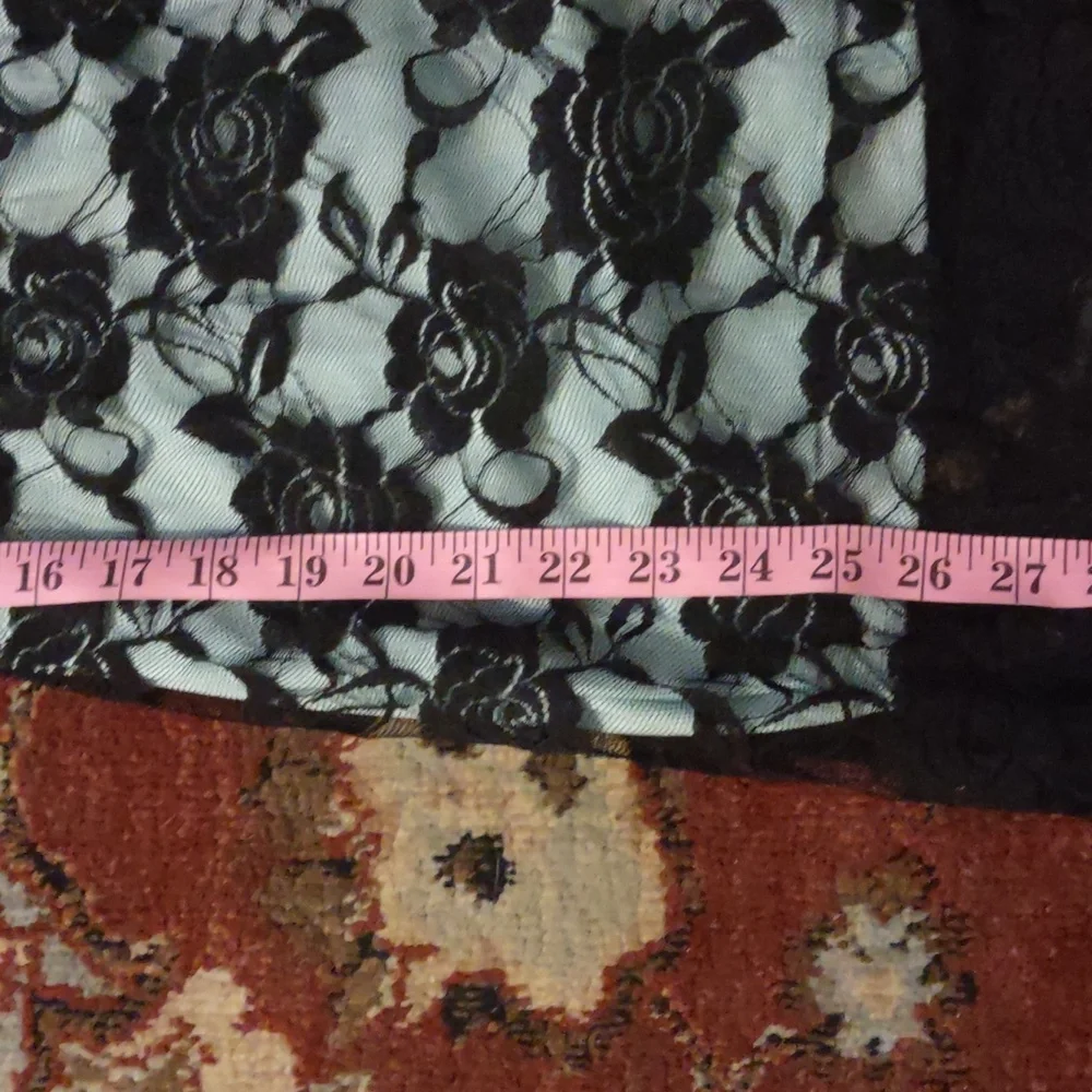 Vintage 2000s sweetheart lace prom dress - Picture 9 of 10